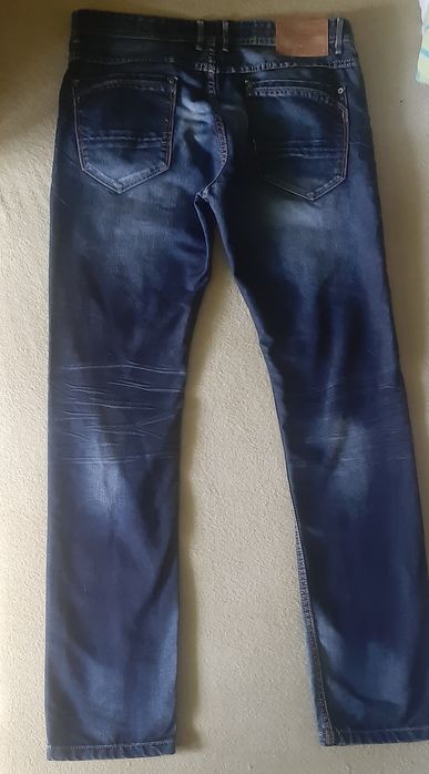 Jeansy rozm. 42 M. Sara