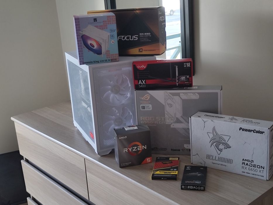 PC Computador Custom Branco lian li ASUS AMD RX 6650XT Ryzen 5 3600 3