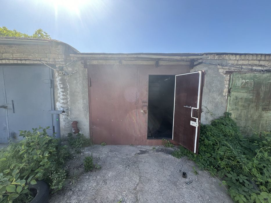 Продам гаражі  в гарному стані