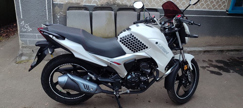 Продам Lifan KP200