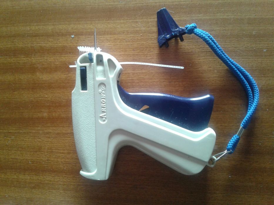 Pistola de etiquetar sem agulha + pinos