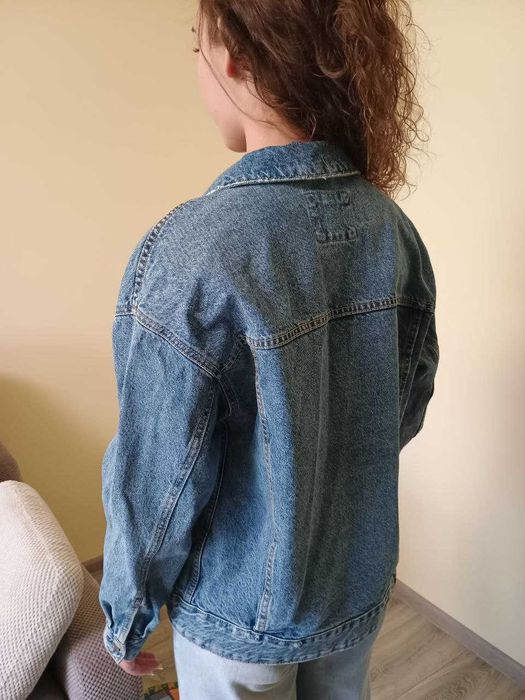 Джинсовий піджак Bershka розмір S (USA) oversize