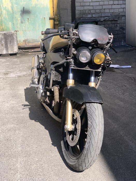 Honda CBR      и