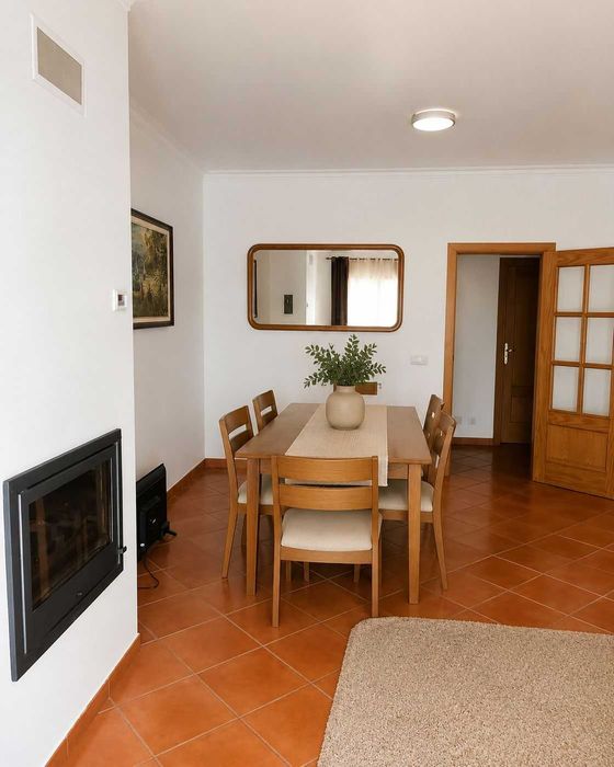 Apartamento T3 à venda na Rua Nova da Vila