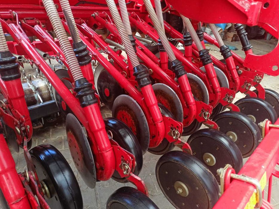 Zestaw uprawowo siewny Kverneland m-drill PRO talerzowy