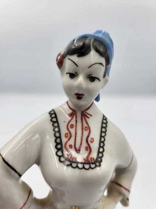 Figurka porcelanowa tancerze góral,Macedonia