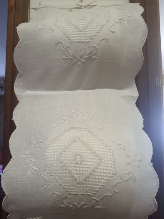 Suportes para papel higiénico