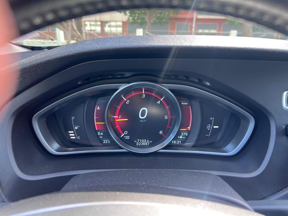 Volvo  V 40  D 4 Excekente Estado
