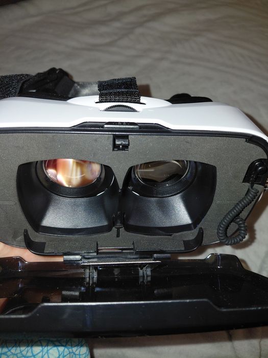 VR Z4 віртуальні окуляри для телефону