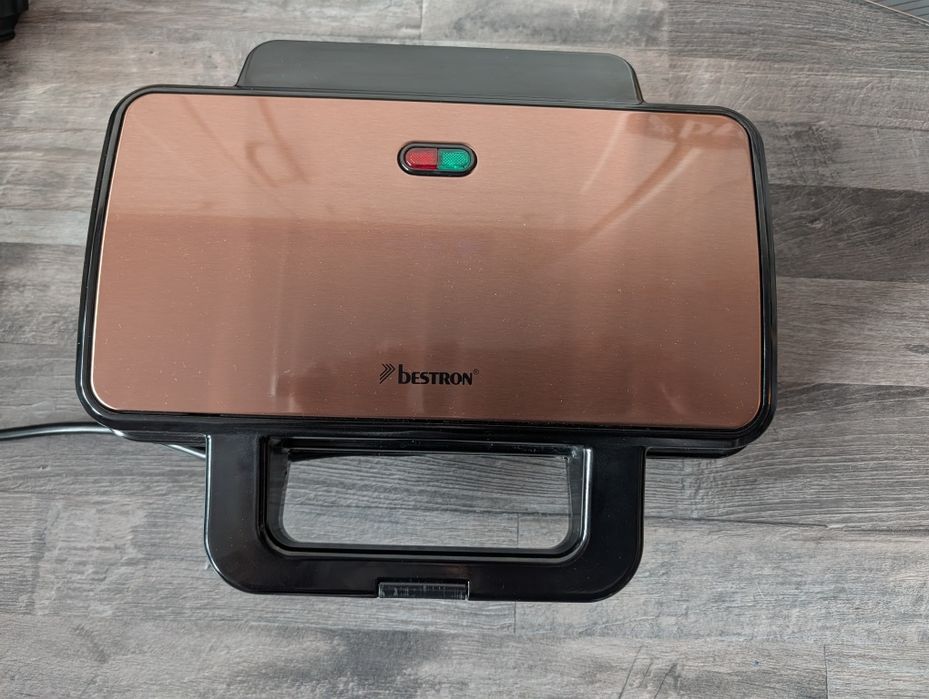 Opiekacz ,toster Bestron