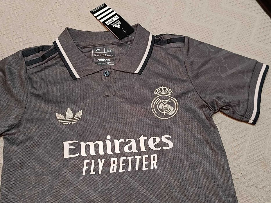 Camisola Criança Bellingham Equipamento Real Madrid NOVO