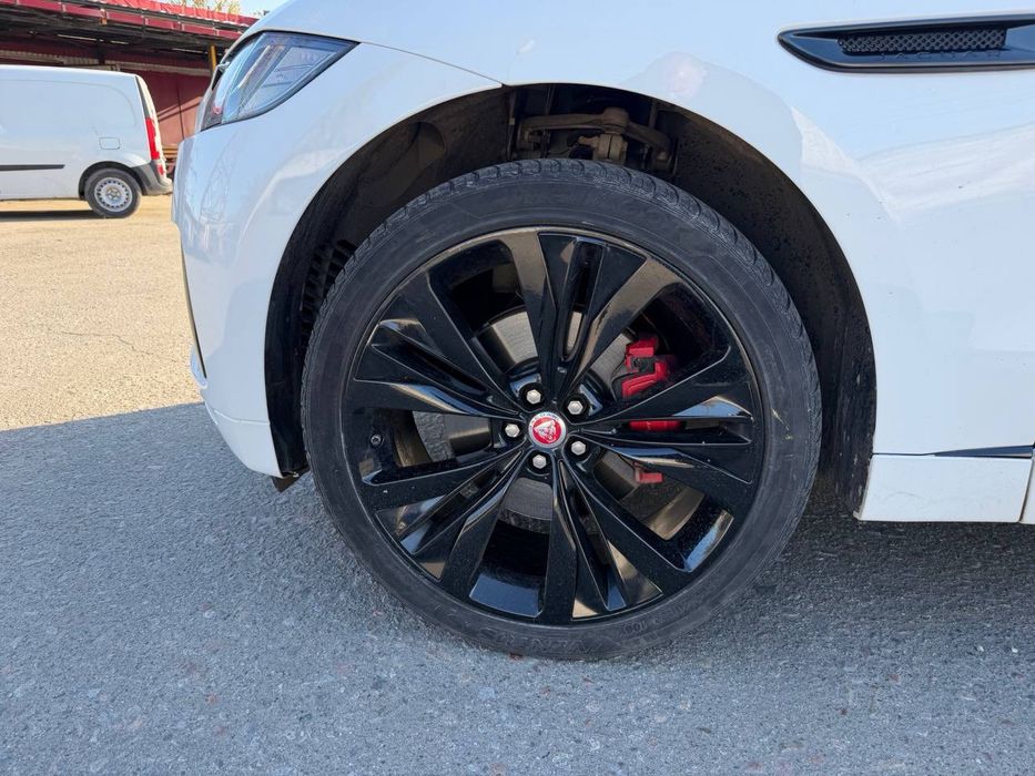 Jaguar F-Pace 2018