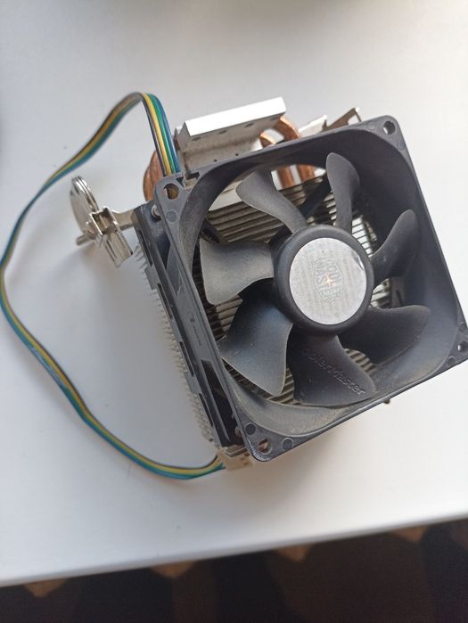 Процессор Ryzen 5 2400g (кулер и/или башня в подарок)