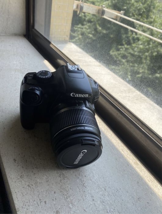 Canon 1100D + extras!