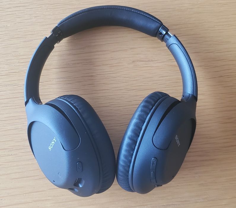 Auscultadores Sony WH-CH710N