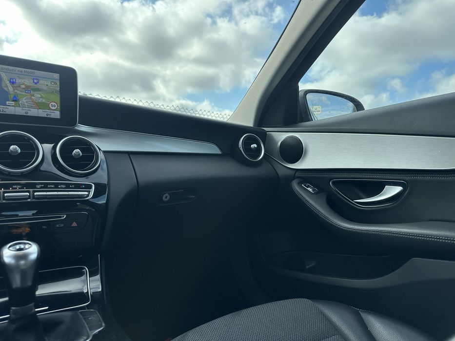 Mercedes-Benz C220 Avantgarde Aceito Retoma