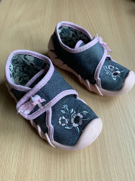 Buty dla dziewczynki BEFADO 15cm rozm. 23