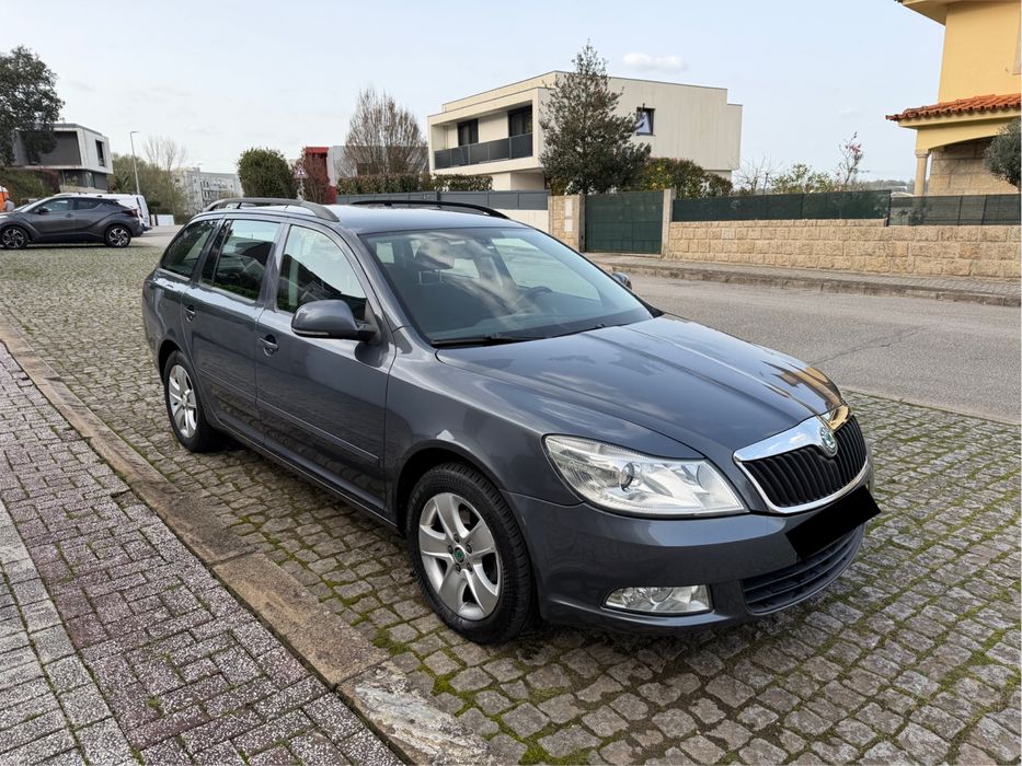 Skoda Octavia UM DONO Caixa Aut Nacional Poucos Km