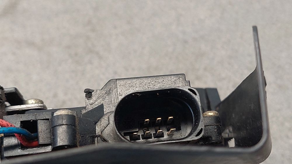 Fechadura / fecho porta trás esquerdo AUDI A4 Avant (8E5, B6)