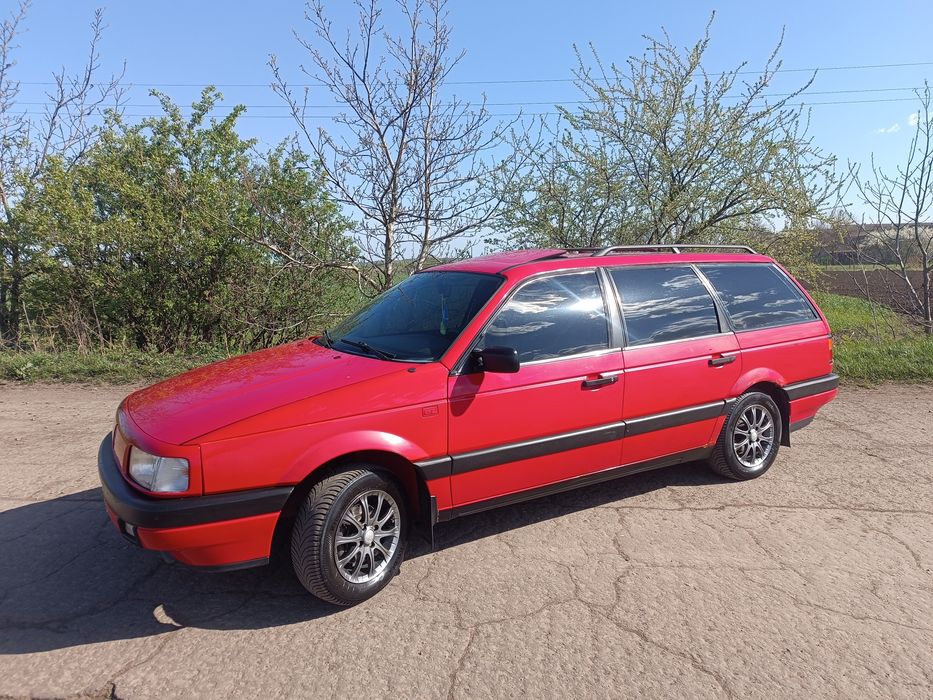 Продам Volkswagen Passat B3 1.8 інжектор