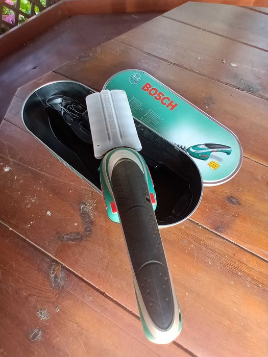 Nożyce do żywopłoty