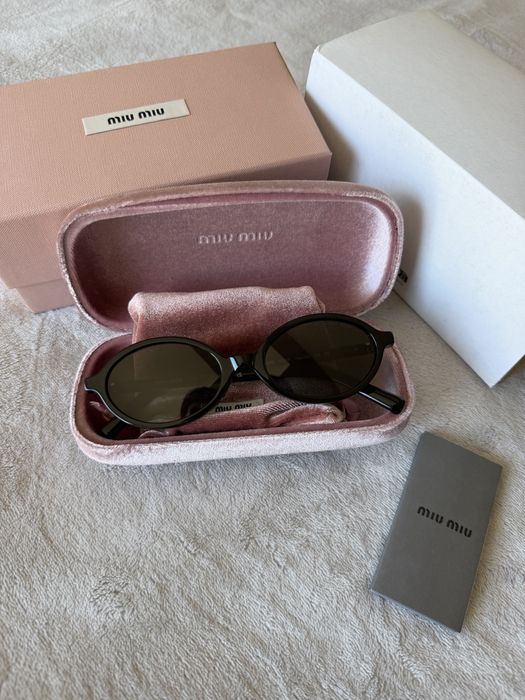 Окуляри від Miu Miu