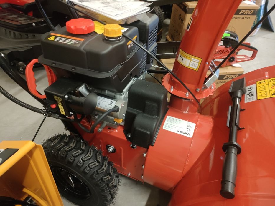 Odśnieżarka spalinowa Cedrus SB61-E+ z elektrycznym startem