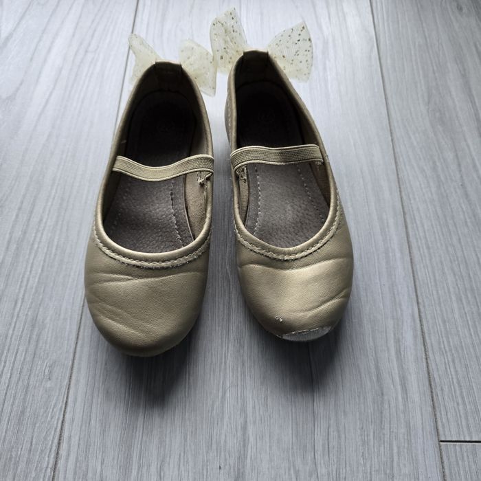 Baleriny dla dziewczynki, rozmiar 27, złote