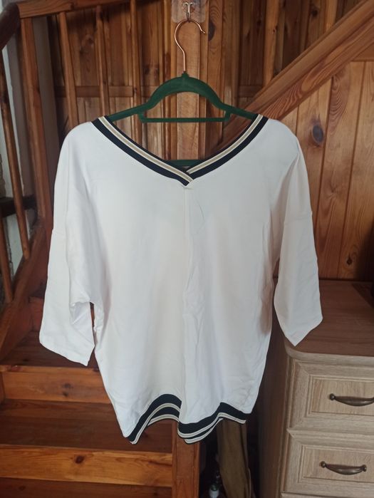 Biała bluzka damska sportowo-elagancka r. 42 (XL)