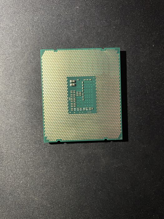 Процесор Intel Xeon E5-2620 v3