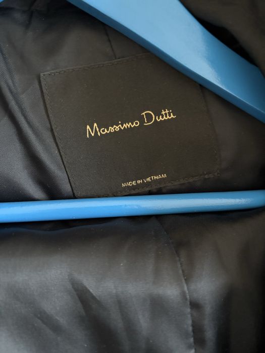 Пуховик чорний Massimo Dutti