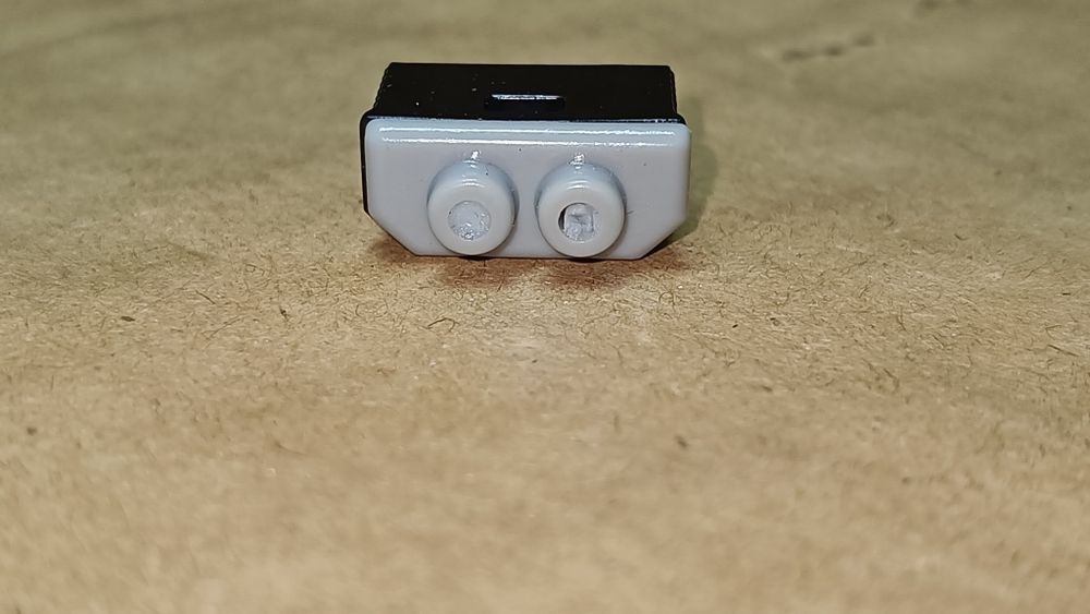 wtyczka Shimano do dynama w piaście