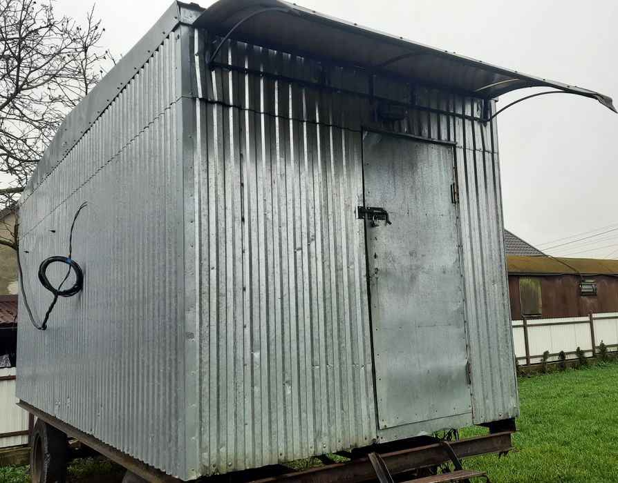 Вагончик будівельний на шассі