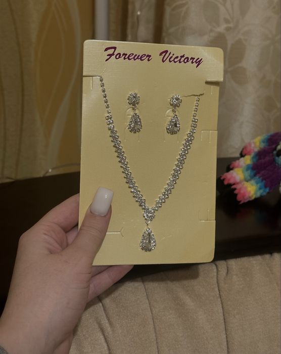 Біжутерія весільна