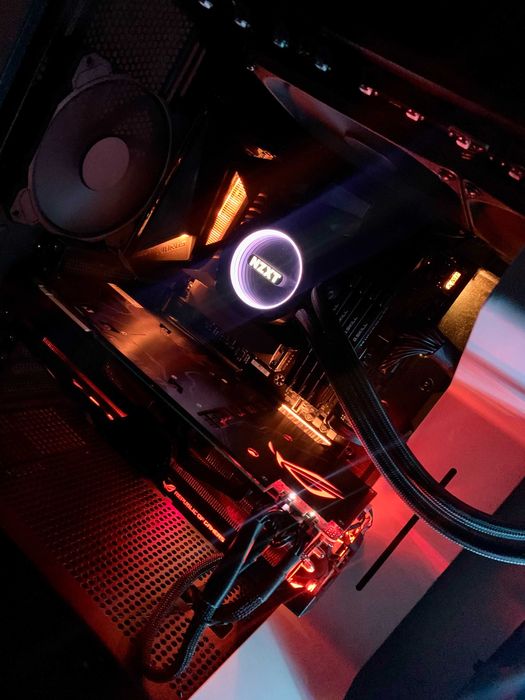 Wydajny Komputer Gamingowy / i7-9700K /  RTX 2080 OC / 32GB / SSD 240