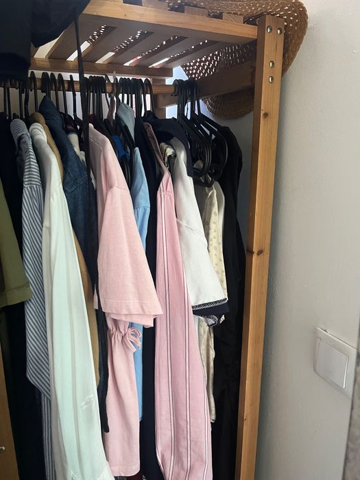Vendo máquina de lavar roupa e cama de casal completa em ótimo estado