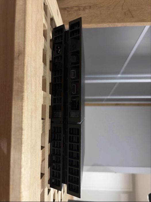 Konsola PlayStation 4 (PS4) 1TB | 2 Pady | Hitman + MW3