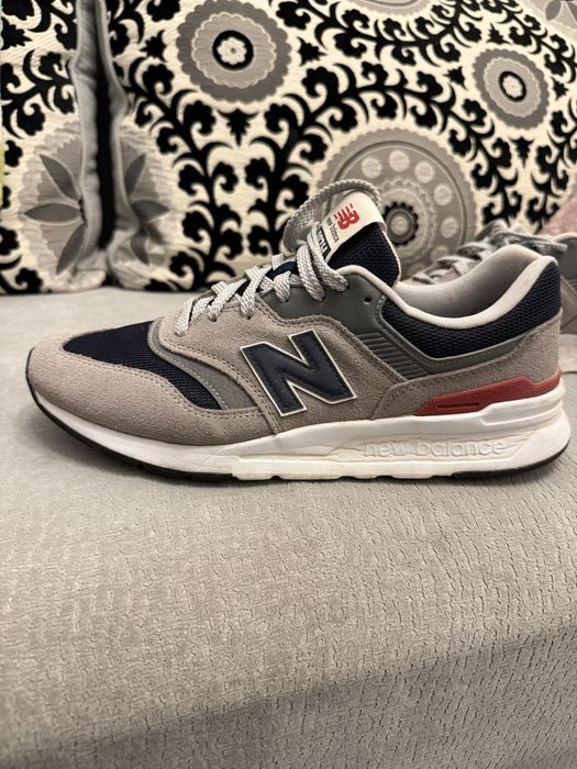 Buty new balance 42.5