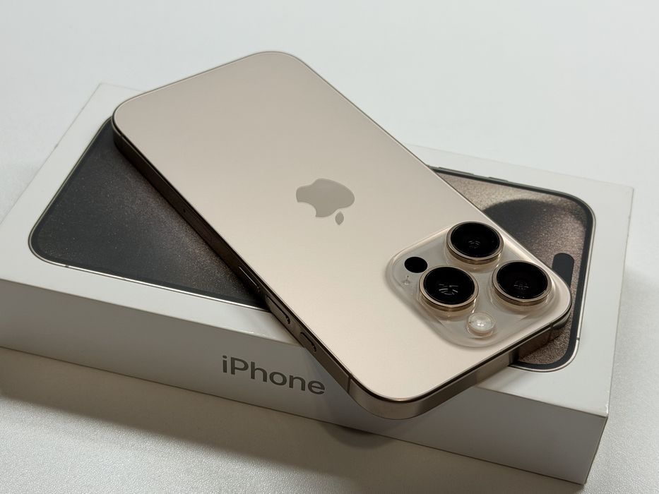 Apple iPhone 16 Pro 128 GB Czarny | Stan BDB | Bateria 90% | 100% Sprawny | Komplet | Bez Blokad | Oryginał