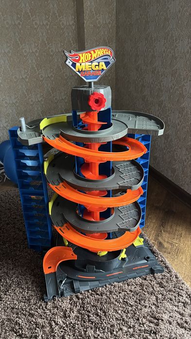 hot wheels mega garage ігровий набір