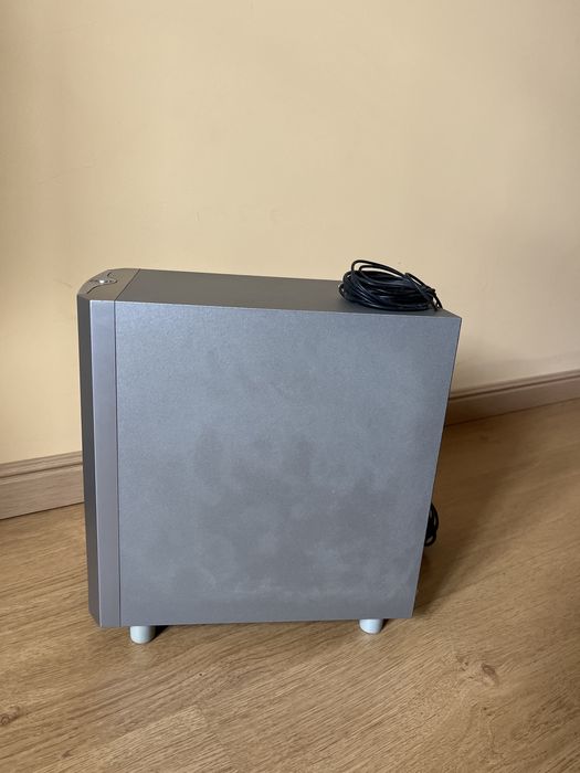 Subwoofer Teac Funciona