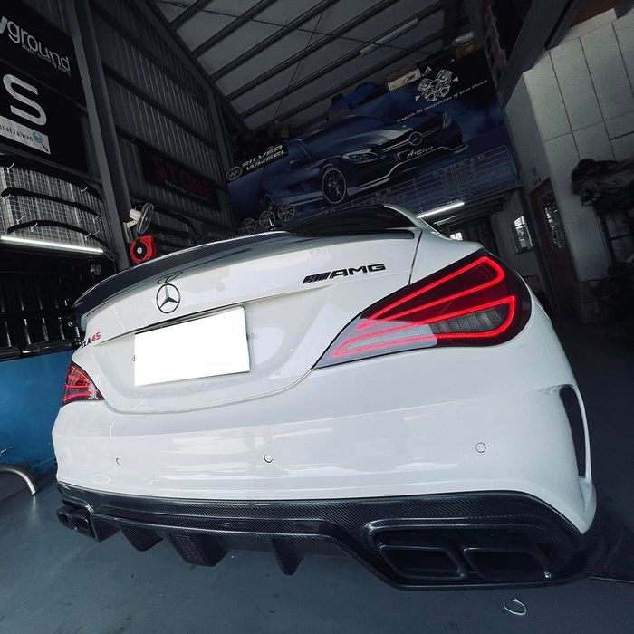 Mercedes W117 C117 Lotka Spoiler Dokładka Tylna PSM LOOK Czarny Połysk