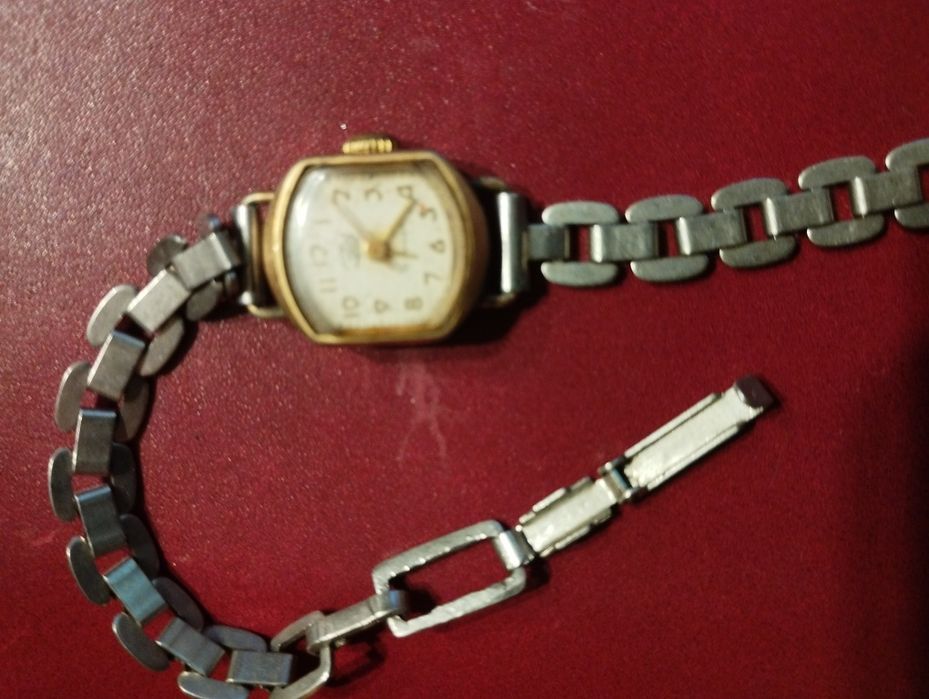 Часы винтажные на продажу