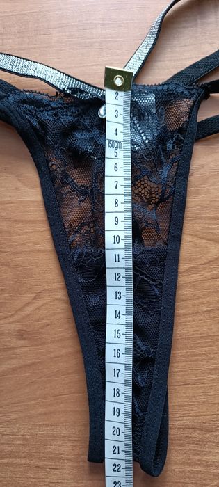 Majtki, stringi damskie