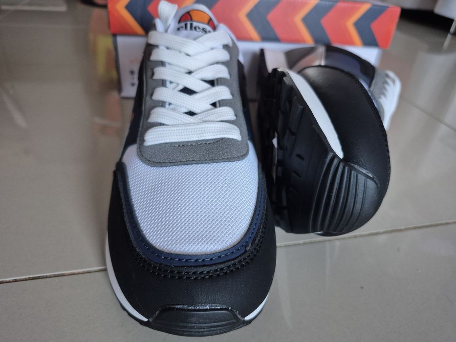 Nowe buty sportowe Ellesse 40 rorano runner szare granatowe białe snea
