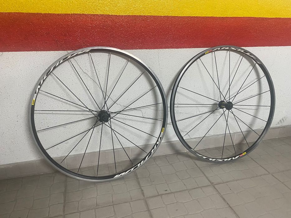 Rodas de estrada mavic