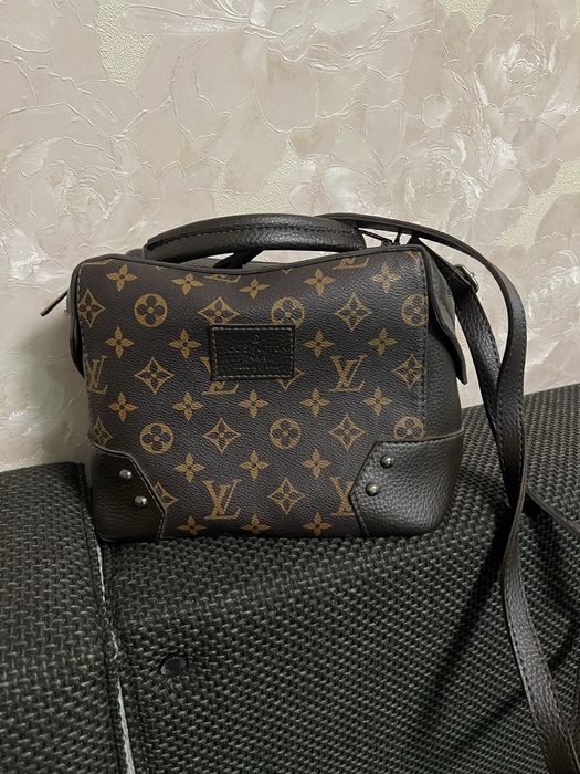 Продам женскую сумку