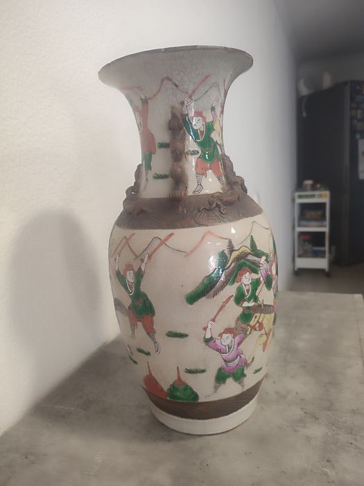 Pote de porcelana chinesa437030335714447362