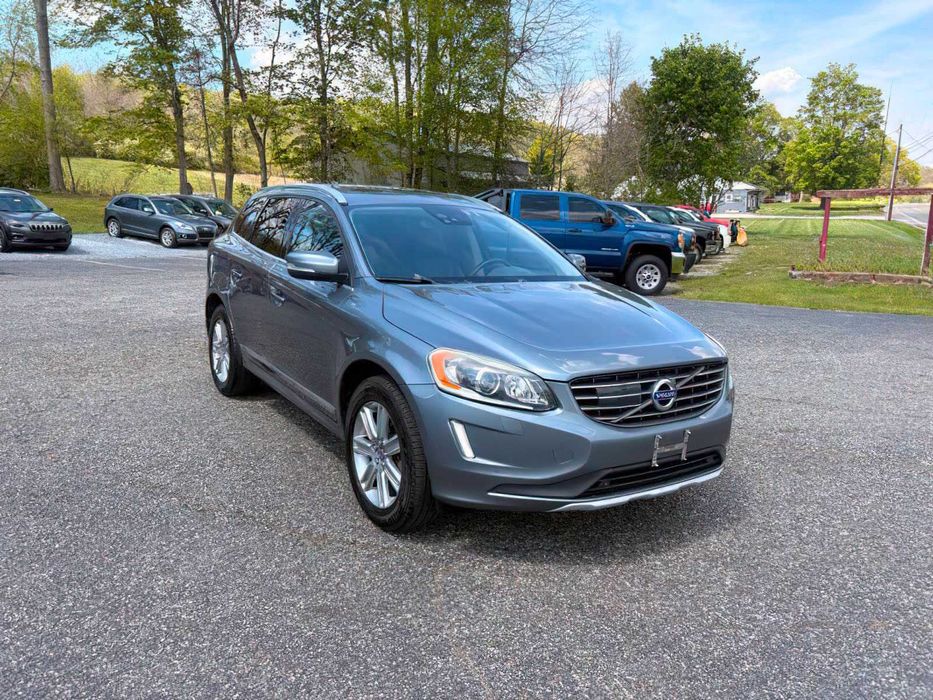 Volvo XC60 T6 Platinum      2016