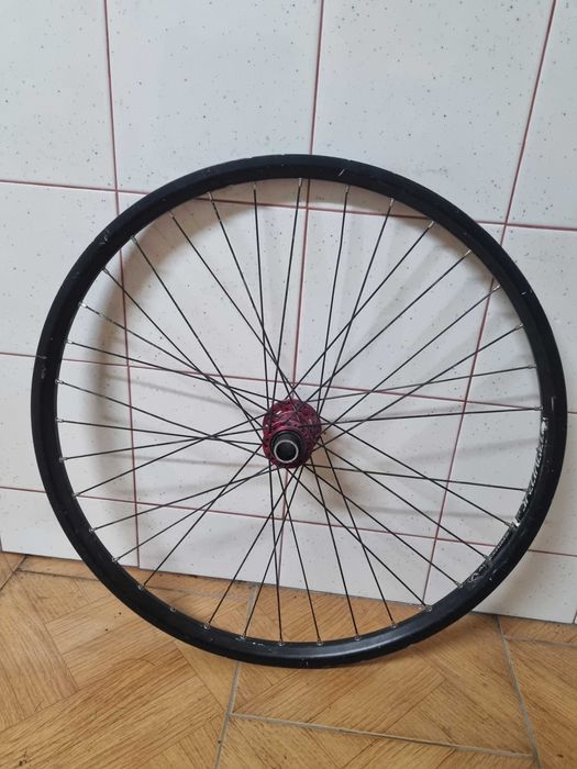 Roda Specialized 26 20mm DH - Bom Estado